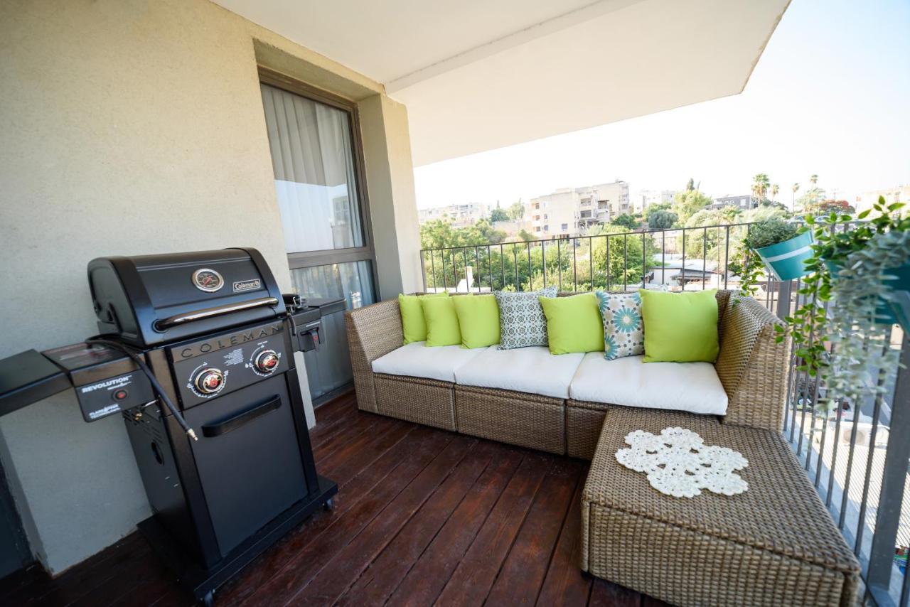 Yalarent Migdalor Boutique Apartments With Sea Views Tiberias Exteriör bild