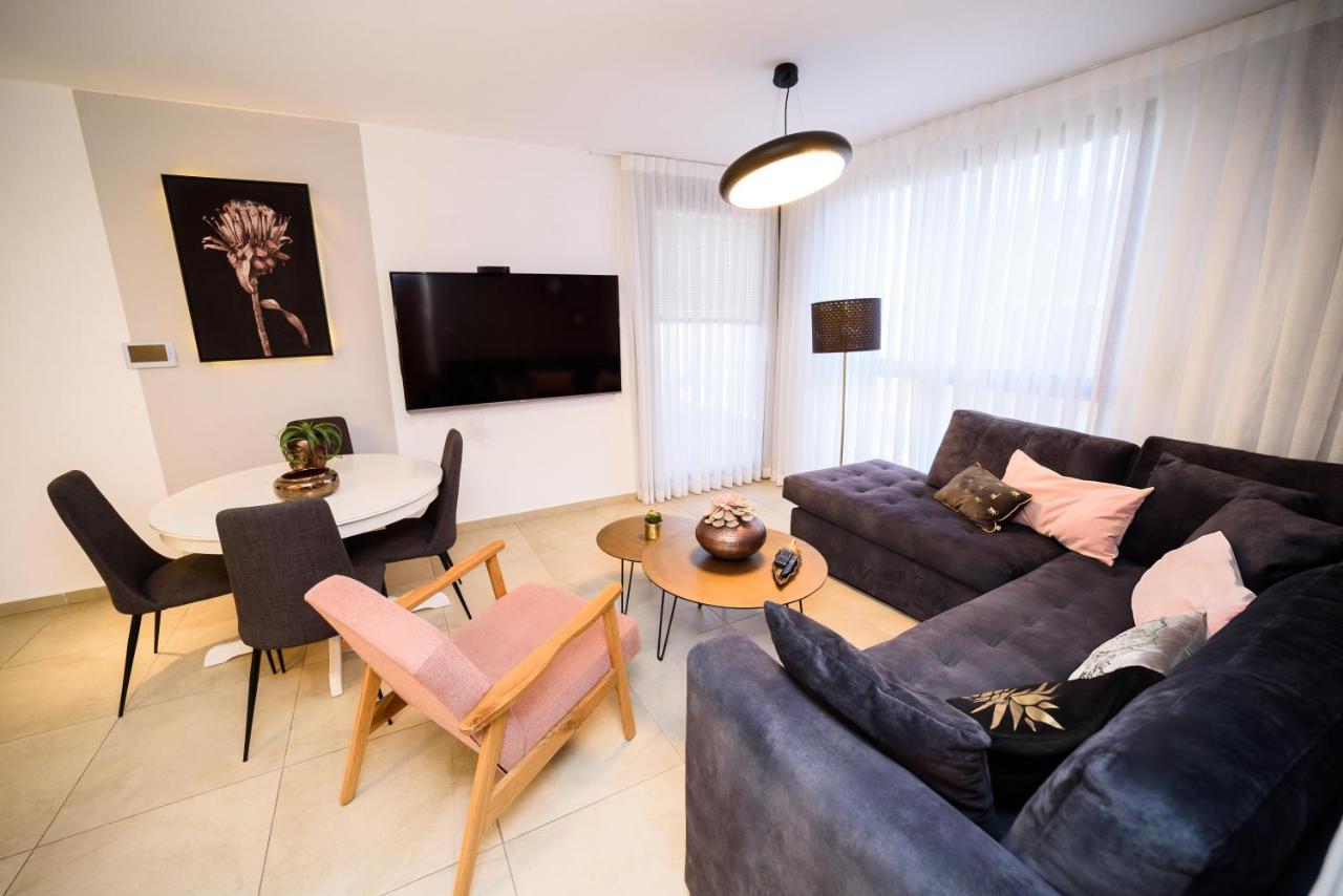 Yalarent Migdalor Boutique Apartments With Sea Views Tiberias Exteriör bild