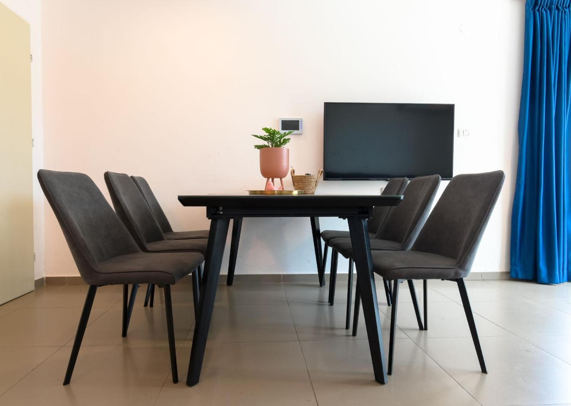 Yalarent Migdalor Boutique Apartments With Sea Views Tiberias Exteriör bild